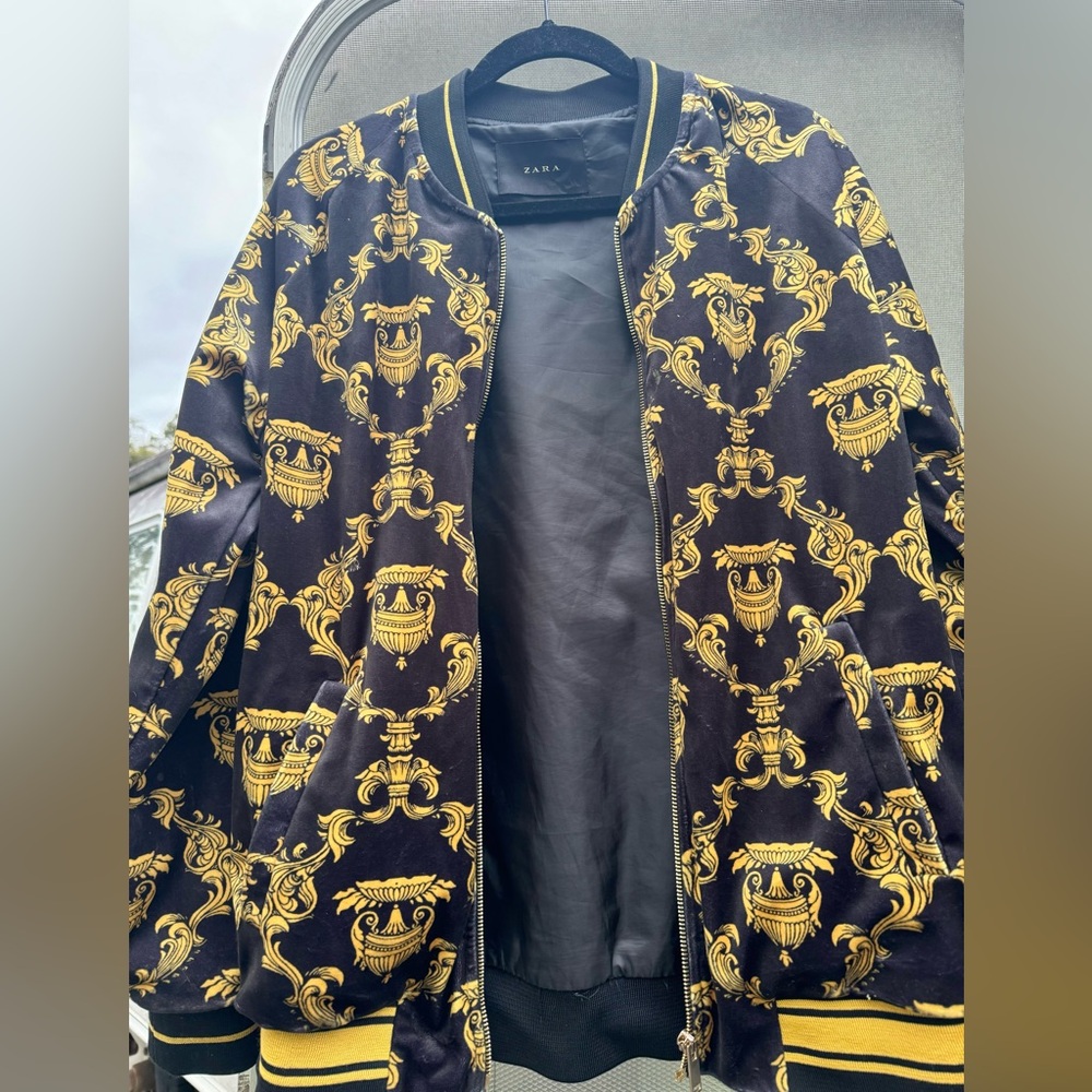Zara Men's Ornate Black and Gold Bomber Jacket